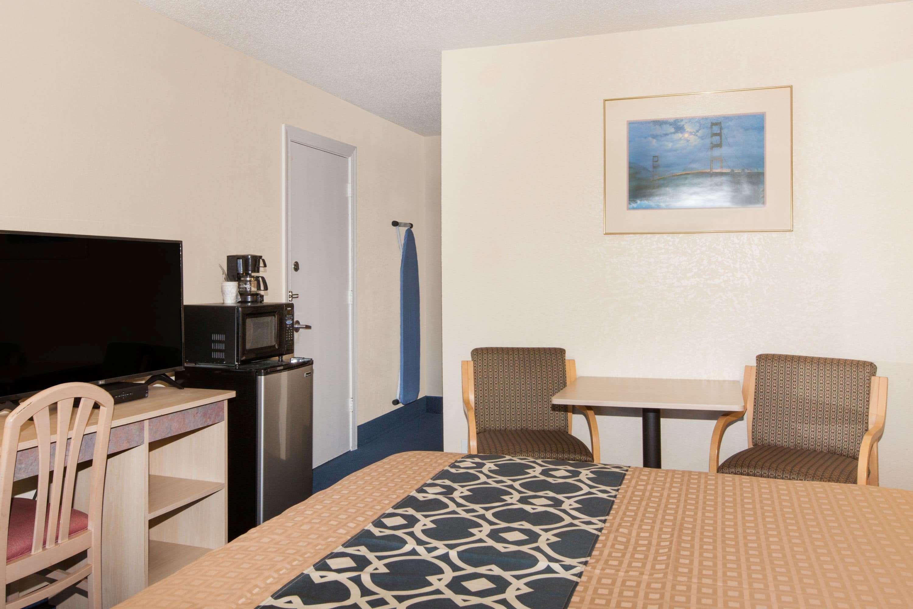Travelodge By Wyndham Los Banos Ca Eksteriør billede