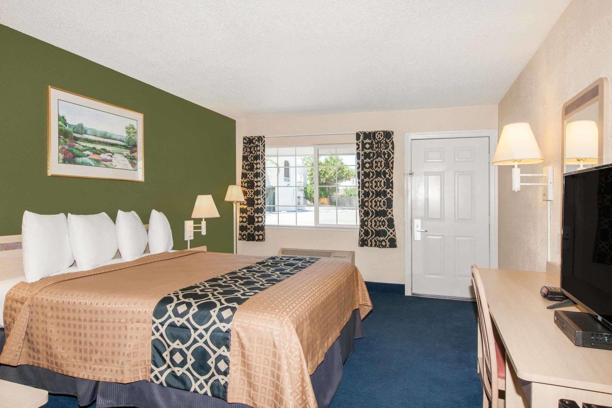 Travelodge By Wyndham Los Banos Ca Eksteriør billede